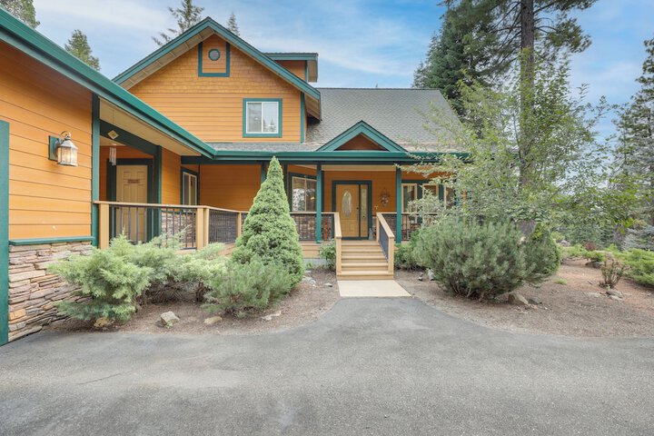 Cozy Chester Home w / Patio & Lake Access!