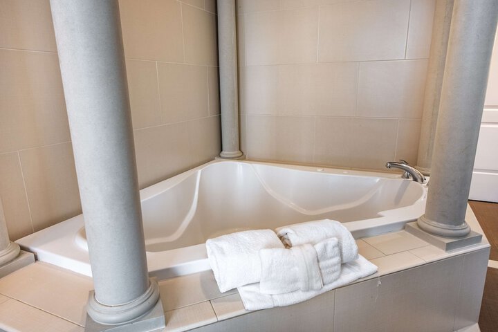 Homewood Suites by Hilton Oxnard / Camarillo
