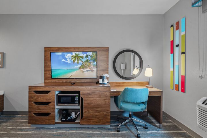 Room 22 of 53