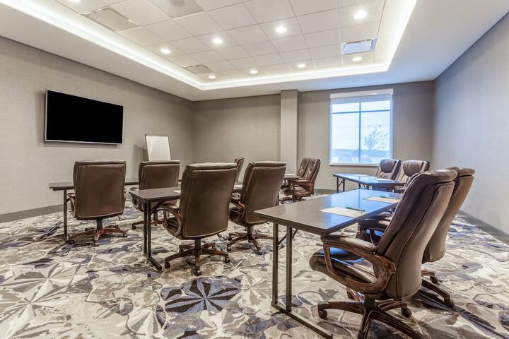 Holiday Inn & Suites Cedar Falls - Waterloo Event Center by IHG