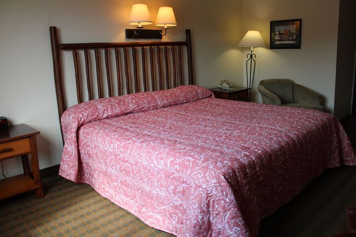 Room 26 of 38