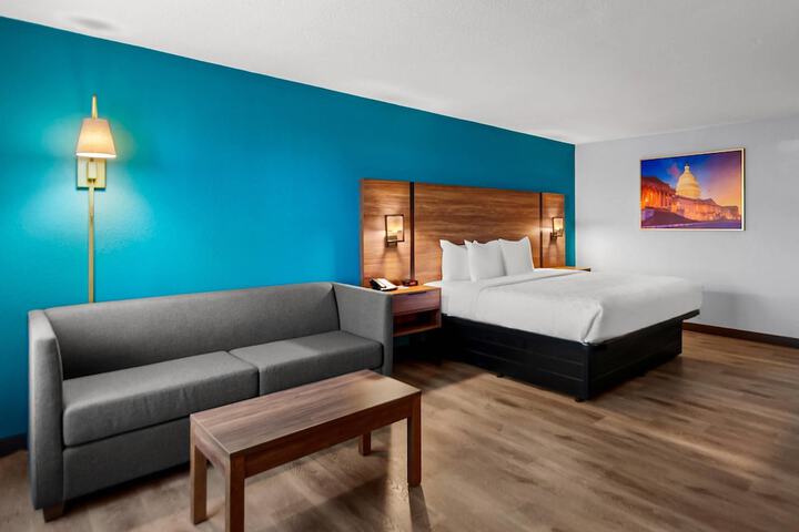 Clarion Inn Falls Church - Arlington