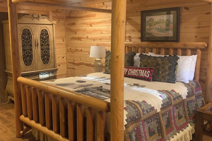 Nacoochee Valley Lodge