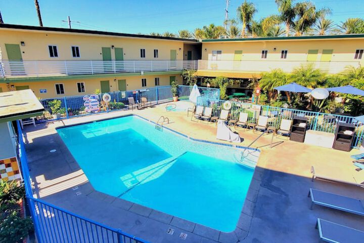 Pool 8 of 76