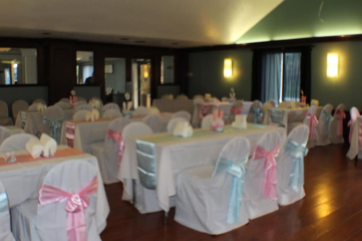 Ballroom/Hall 117 of 125
