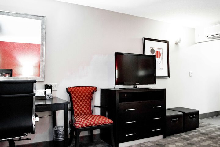 Room 7 of 22