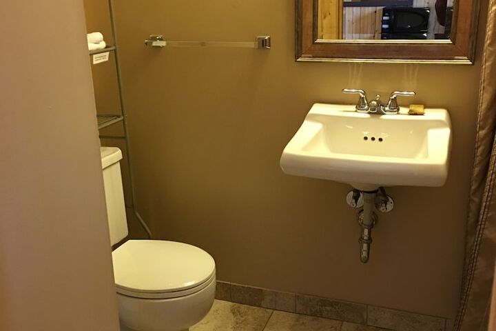 Room 25 of 56