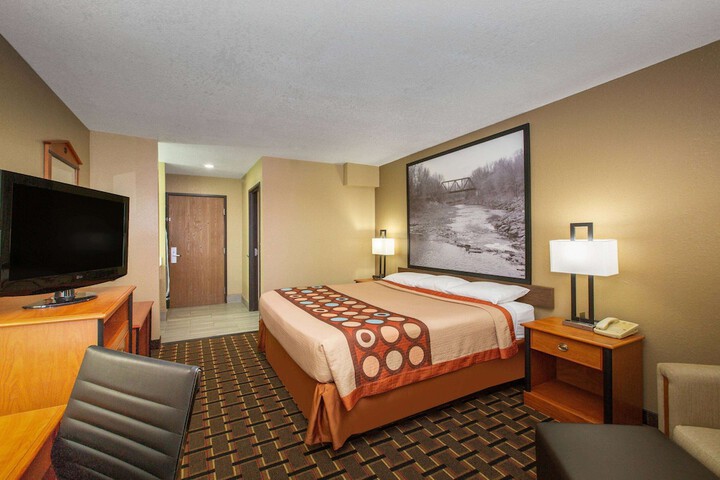 Room 5 of 20