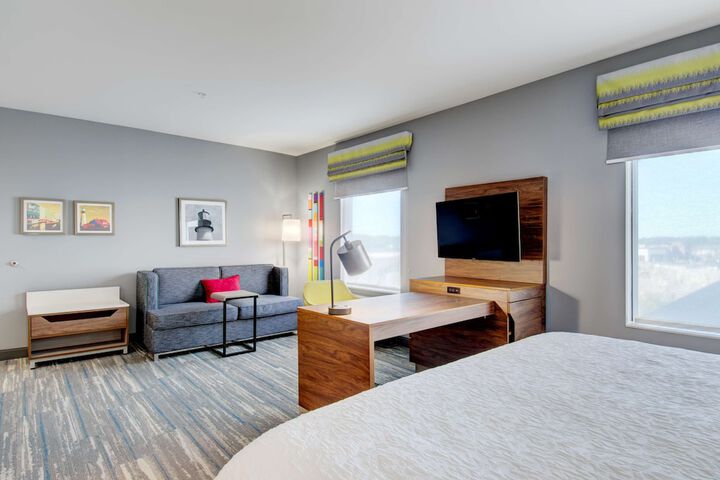 Room 42 of 93