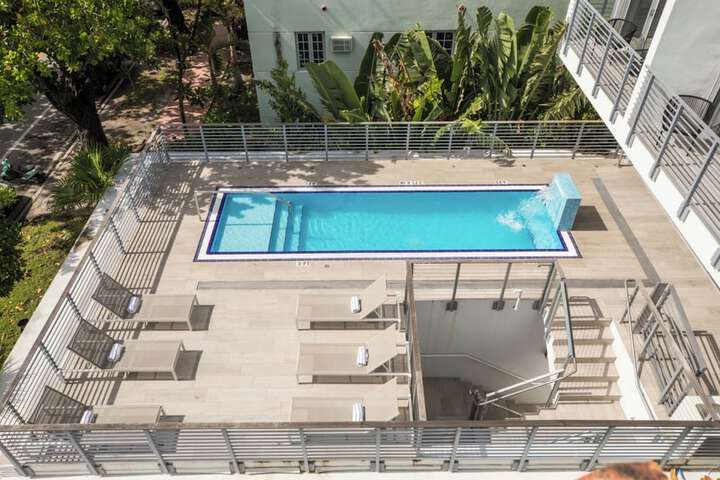 Sundeck 40 of 45