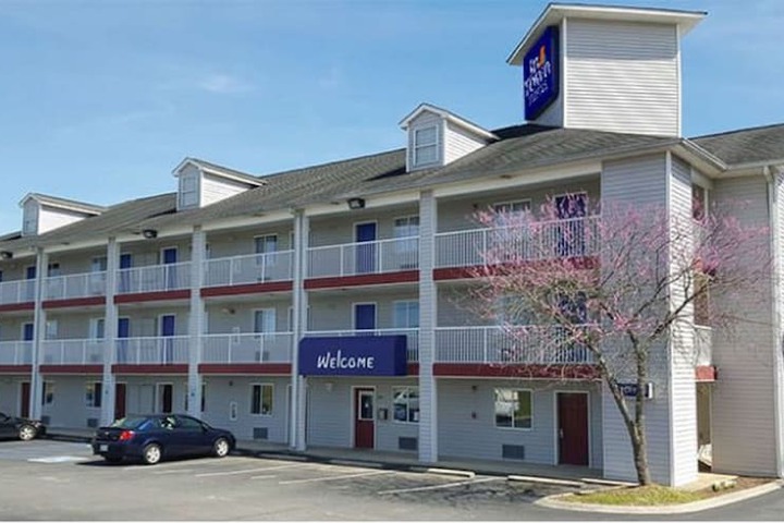 Hotel 2 of 11