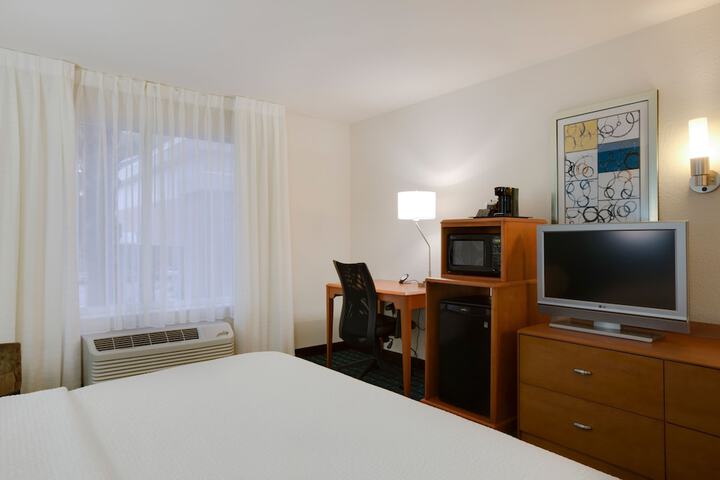Room 37 of 43