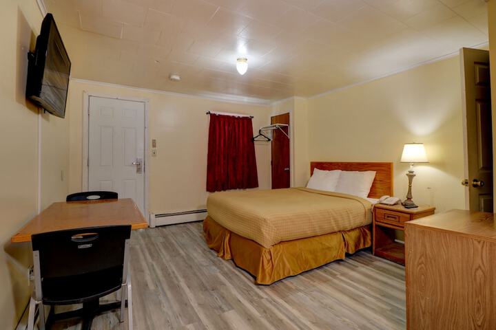Room 48 of 58