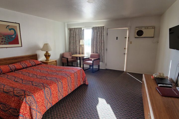 Room 27 of 57