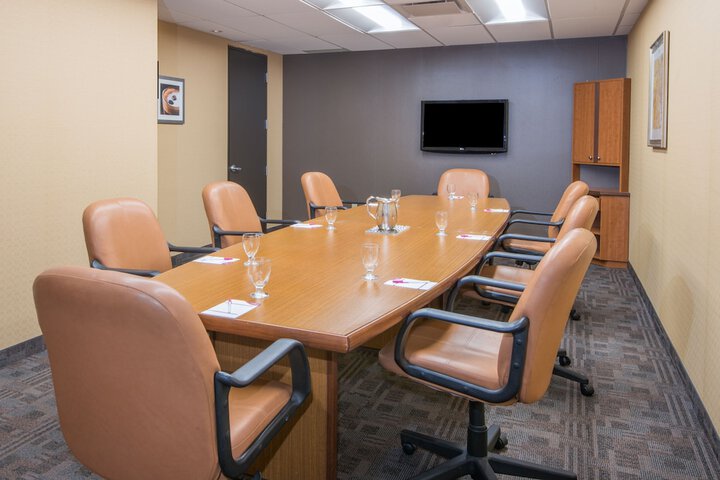 Crowne Plaza Kitchener-Waterloo by IHG