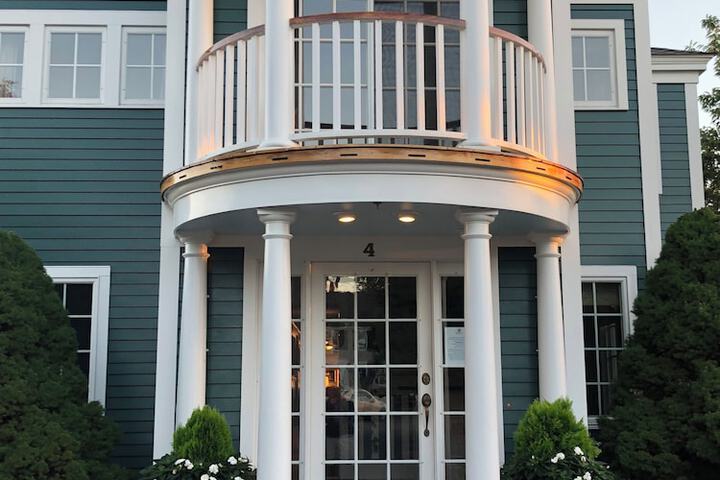 Winstead Beach Resort