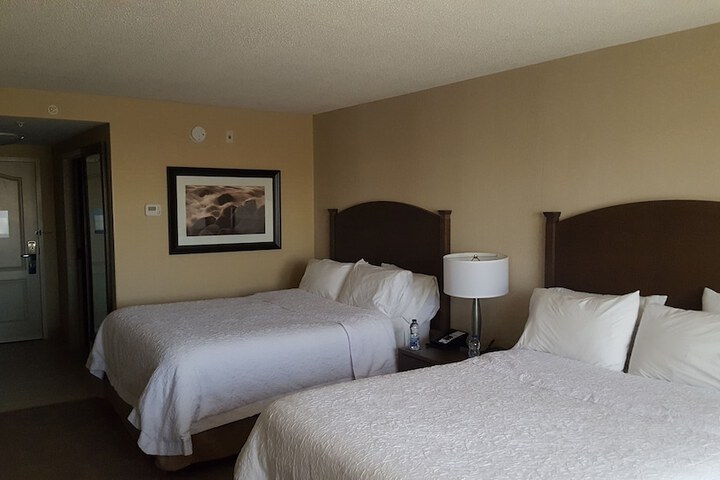Room 47 of 90