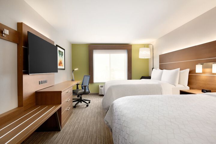Room 18 of 53