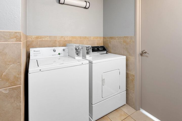 AmericInn by Wyndham Chippewa Falls