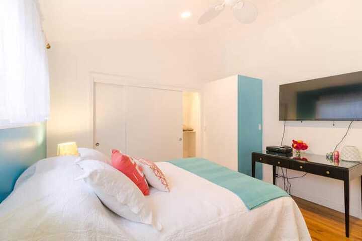Malibu Beach Paradise Apartments