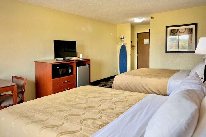 Room 34 of 72
