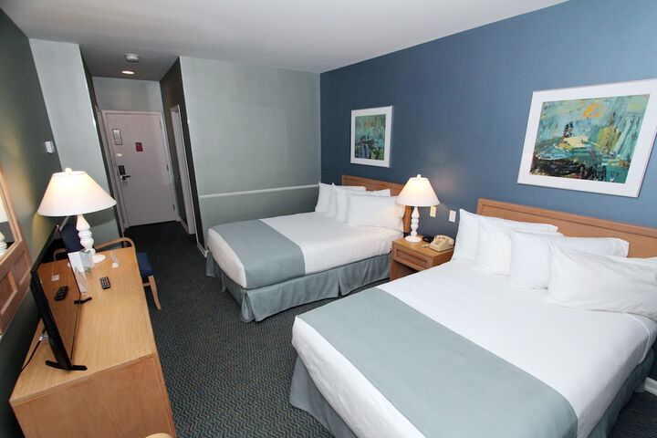 Room 76 of 115