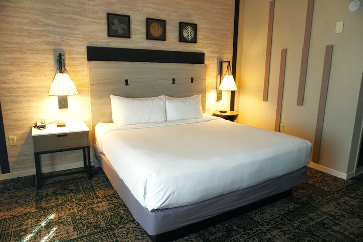 Room 32 of 56