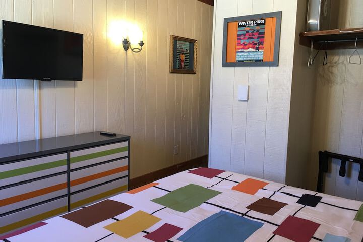 Room 130 of 157