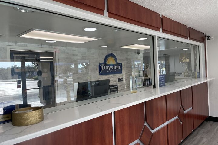 Days Inn by Wyndham Port Charlotte / Punta Gorda
