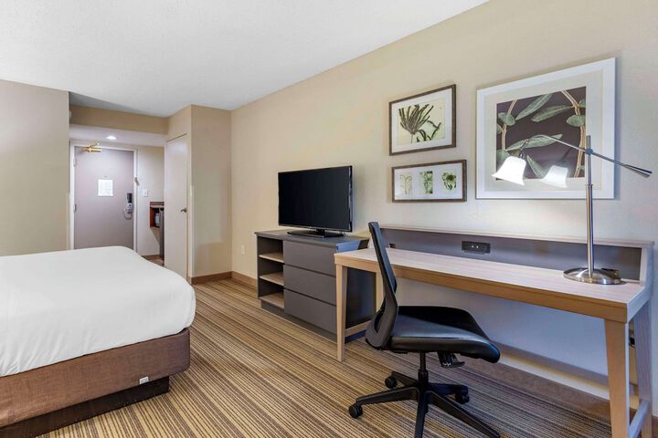 Room 20 of 32