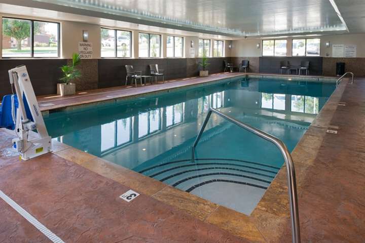 Pool 4 of 40