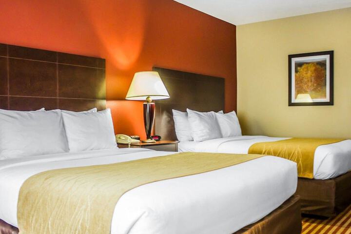 Comfort Inn & Suites Dayville - Killingly Industrial Park