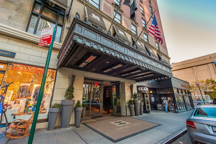 Hotel 3 of 72