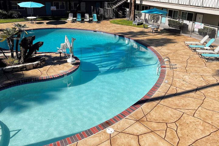 Pool 8 of 116