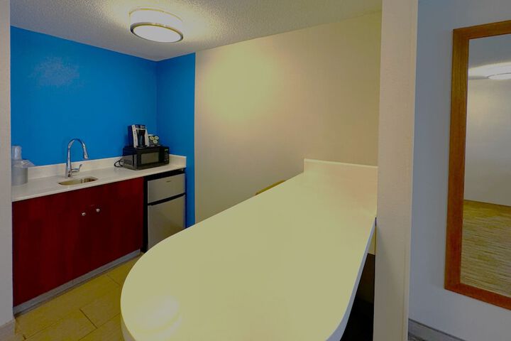 Room 36 of 109