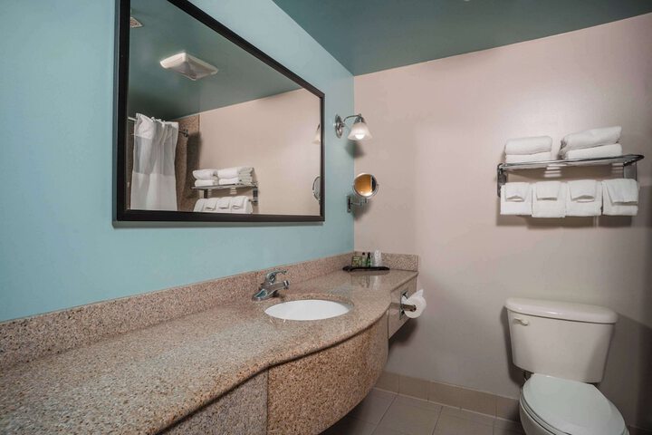 Room 20 of 24