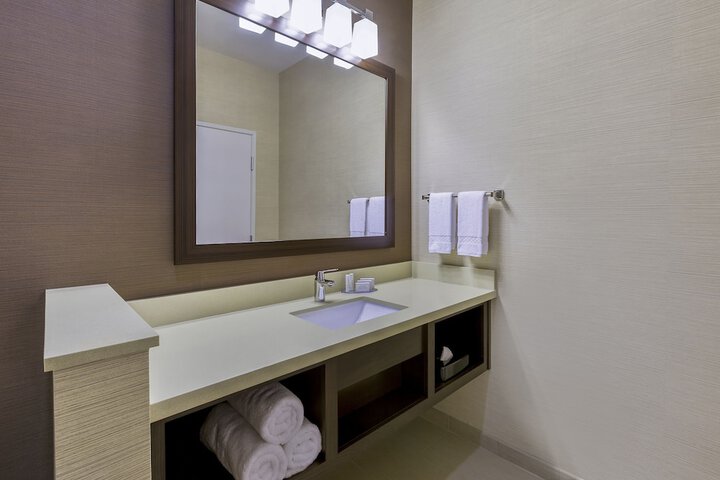 Fairfield Inn & Suites Riverside Corona / Norco