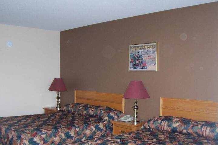 Model a Inn