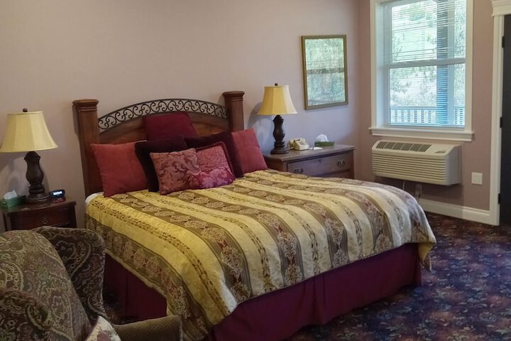 Room 33 of 51