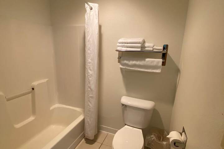 Room 7 of 29