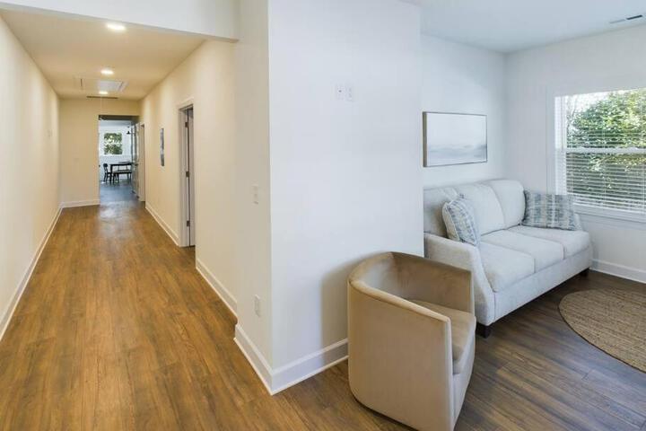 PIckens Place Unit B