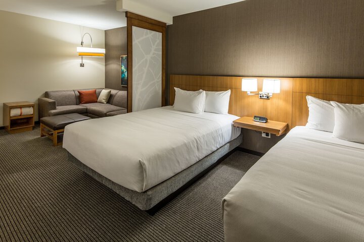 Hyatt Place Delano
