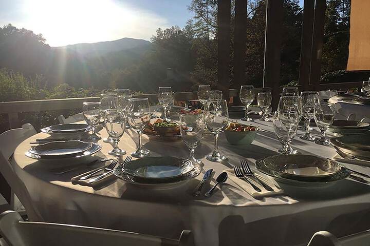 Dining 110 of 136