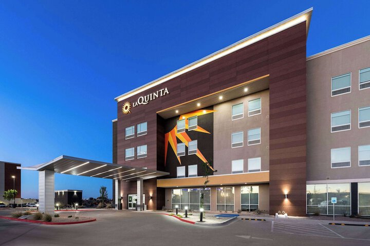 Hotel 3 of 45