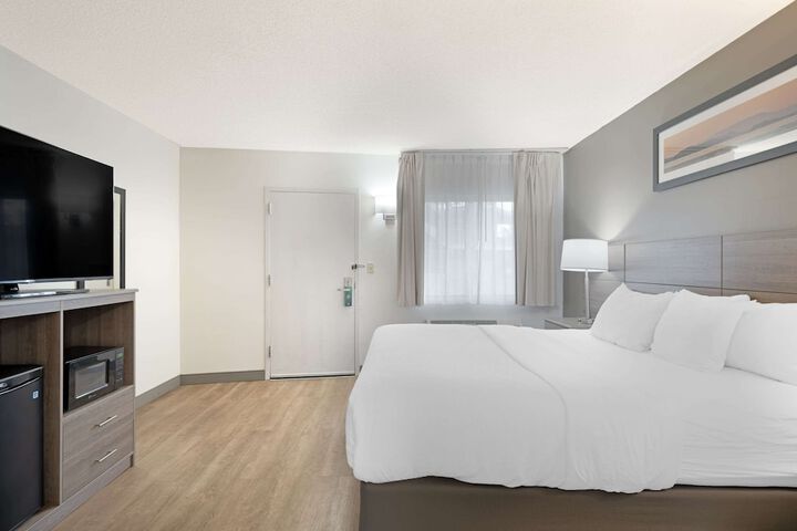 Room 19 of 27