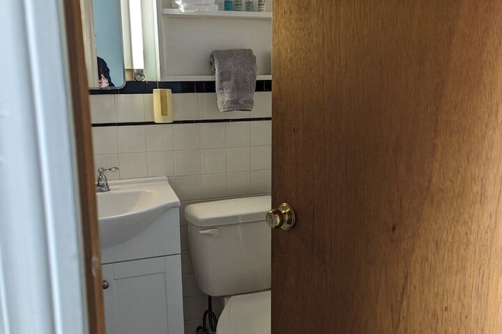 Room 19 of 32
