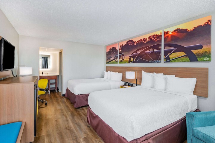 Room 21 of 36