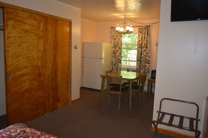 Room 48 of 63