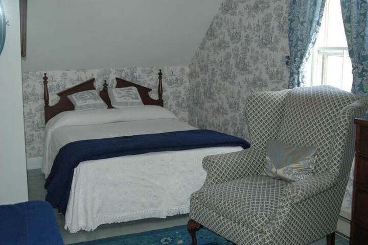 Room 18 of 46