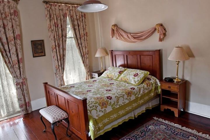Room 15 of 36